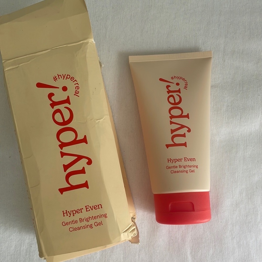 Brand New/Damaged Box - Full Size Hyper Even Gentle Brightening Cleansing Gel